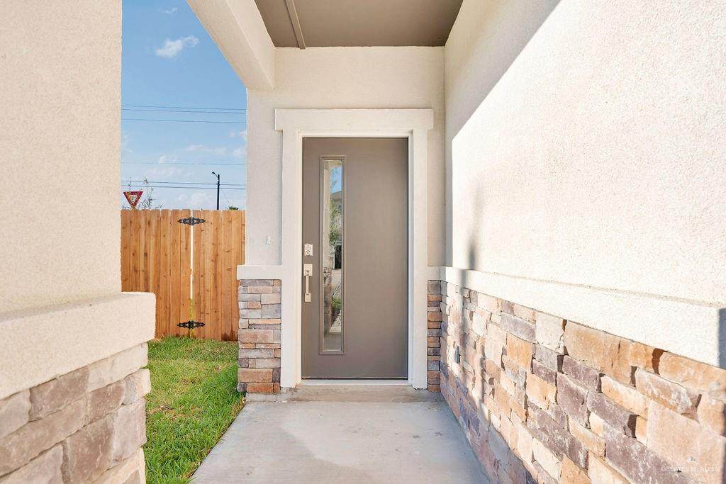 https://bt-photos.global.ssl.fastly.net/mcallen/orig_boomver_1_505837-2.jpg