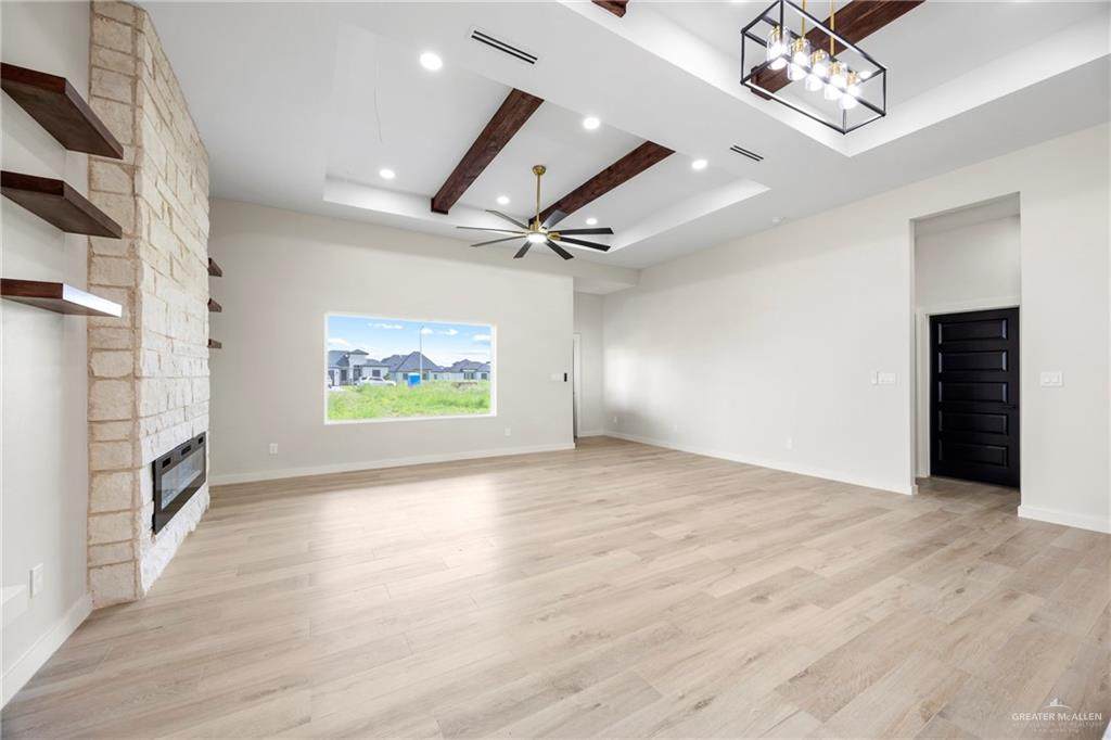 https://bt-photos.global.ssl.fastly.net/mcallen/orig_boomver_1_505844-2.jpg