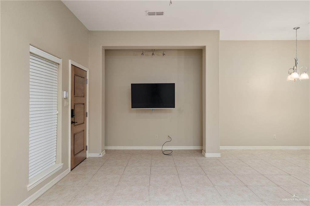 https://bt-photos.global.ssl.fastly.net/mcallen/orig_boomver_1_505939-2.jpg
