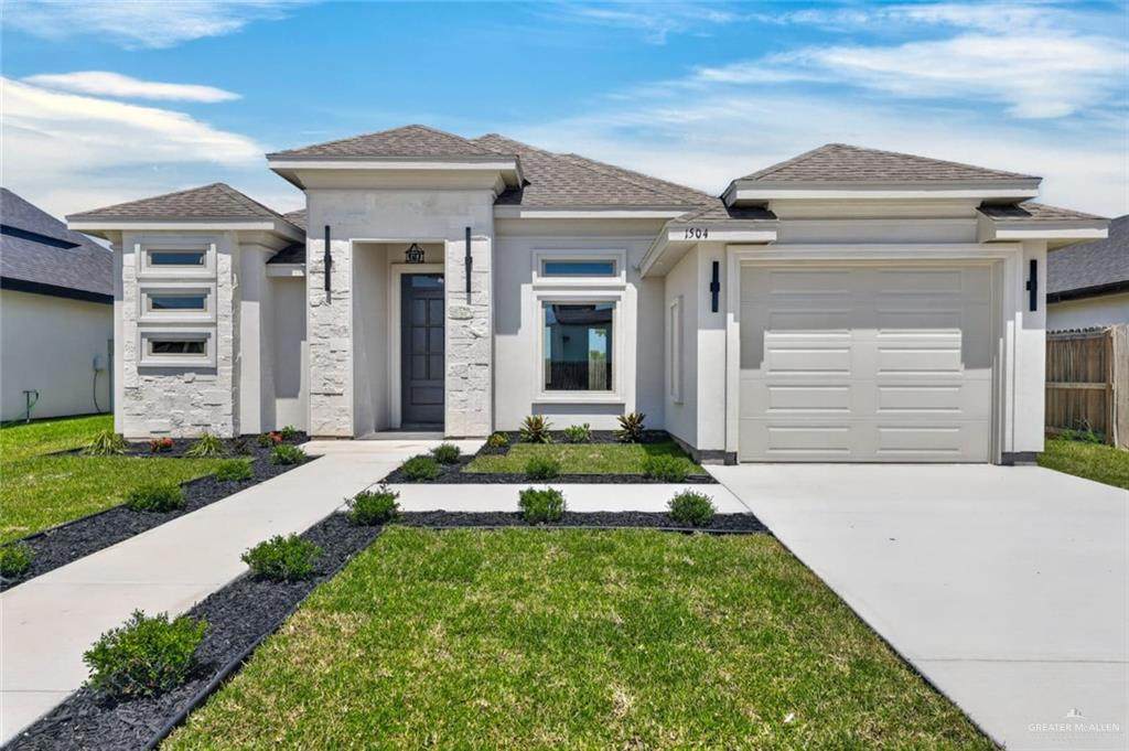 1504 Las Palmas - Photo 1