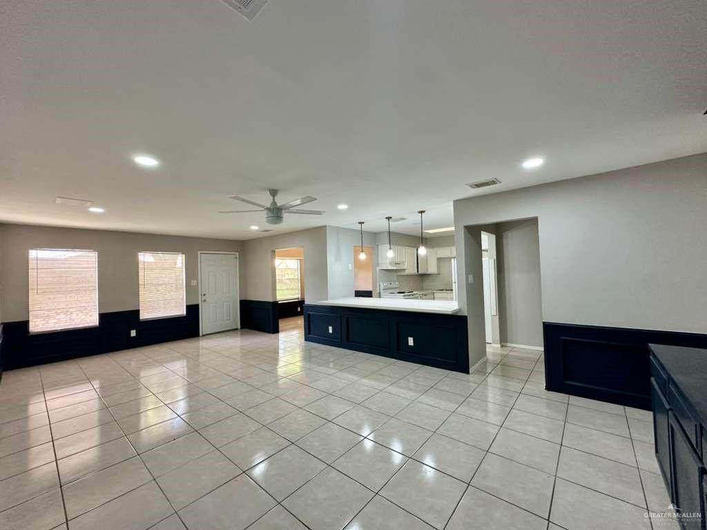 https://bt-photos.global.ssl.fastly.net/mcallen/orig_boomver_1_506113-2.jpg