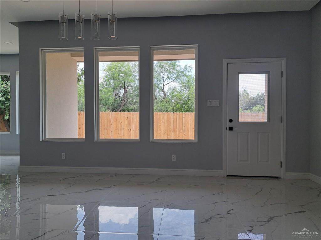 https://bt-photos.global.ssl.fastly.net/mcallen/orig_boomver_1_506219-2.jpg
