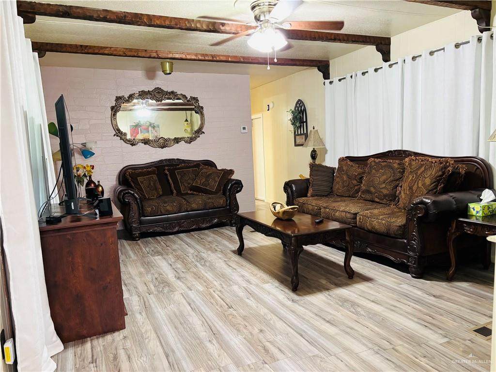 https://bt-photos.global.ssl.fastly.net/mcallen/orig_boomver_1_506227-2.jpg