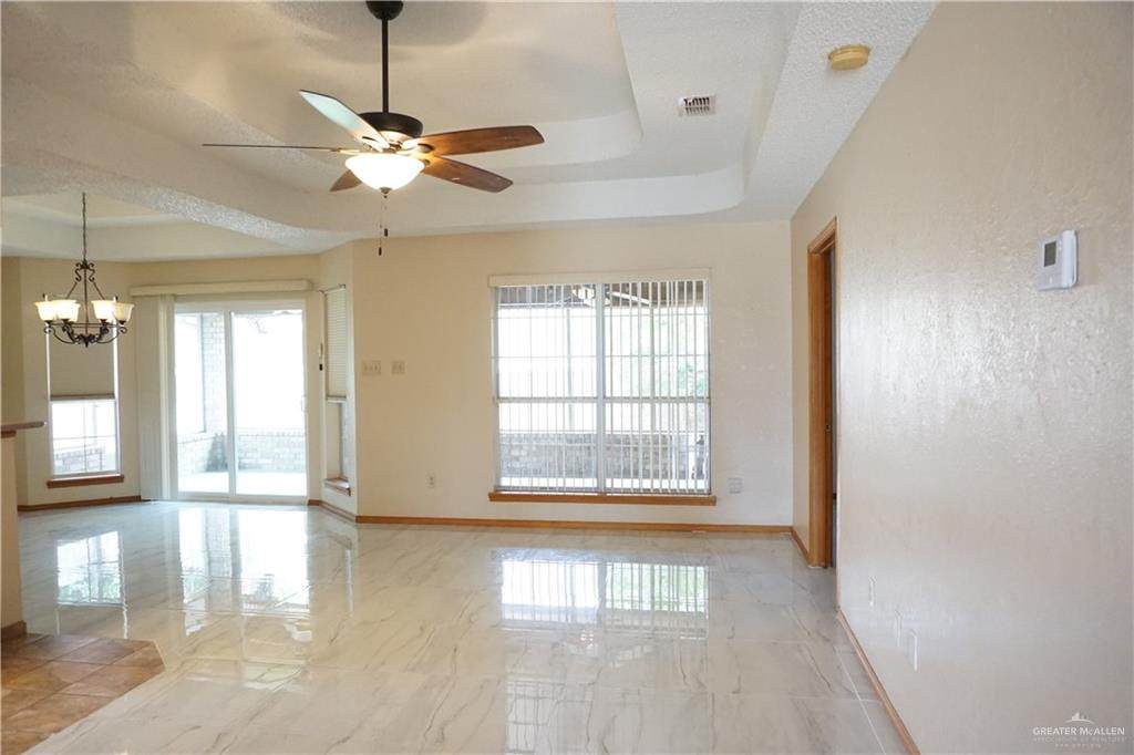 https://bt-photos.global.ssl.fastly.net/mcallen/orig_boomver_1_506887-2.jpg