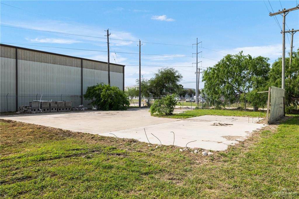 https://bt-photos.global.ssl.fastly.net/mcallen/orig_boomver_1_506995-2.jpg