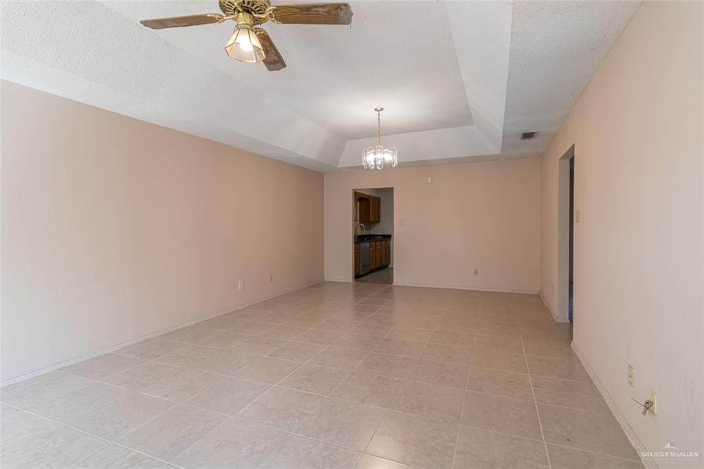 https://bt-photos.global.ssl.fastly.net/mcallen/orig_boomver_1_507130-2.jpg