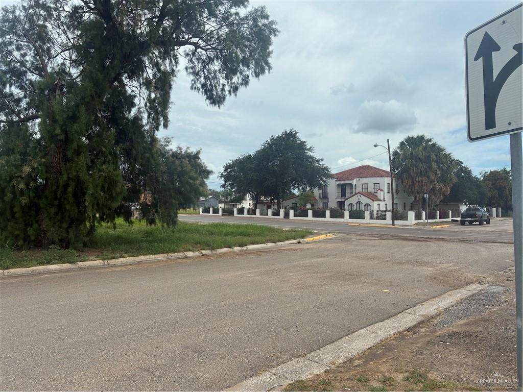 https://bt-photos.global.ssl.fastly.net/mcallen/orig_boomver_1_507343-2.jpg