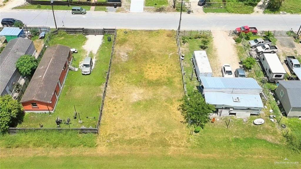 7203 Modesto - Photo 1