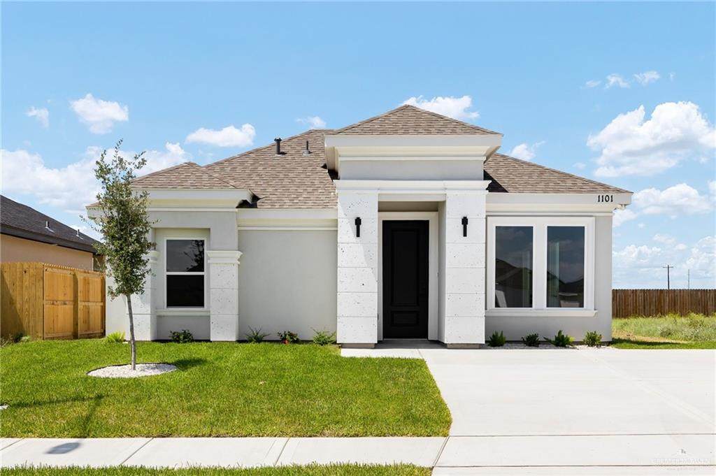 1101 Altuve - Photo 1