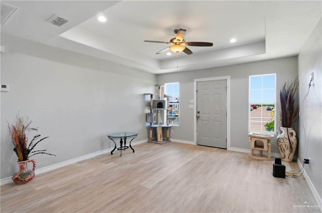 https://bt-photos.global.ssl.fastly.net/mcallen/orig_boomver_2_508464-2.jpg
