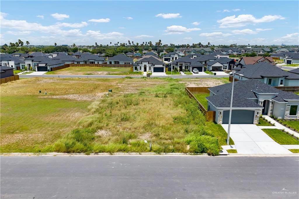 2814 Dhalia - Photo 1