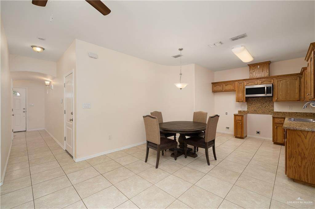 https://bt-photos.global.ssl.fastly.net/mcallen/orig_boomver_1_508550-2.jpg