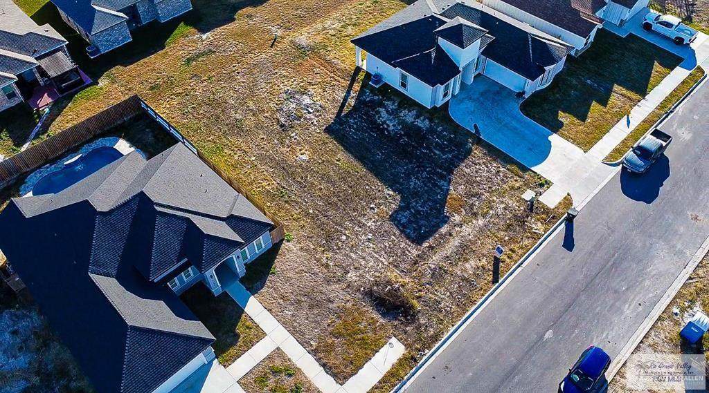 8725 Sandpiper - Photo 1