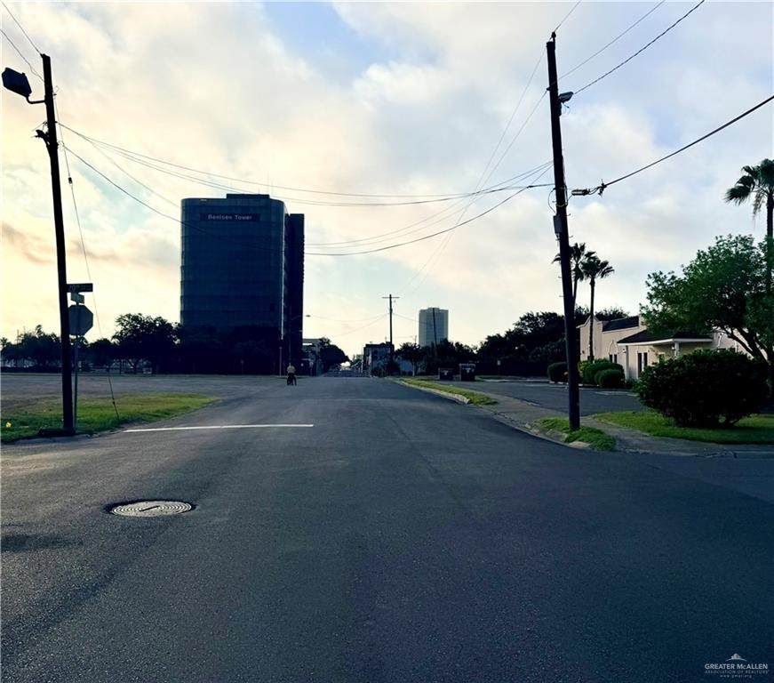 https://bt-photos.global.ssl.fastly.net/mcallen/orig_boomver_1_508805-2.jpg