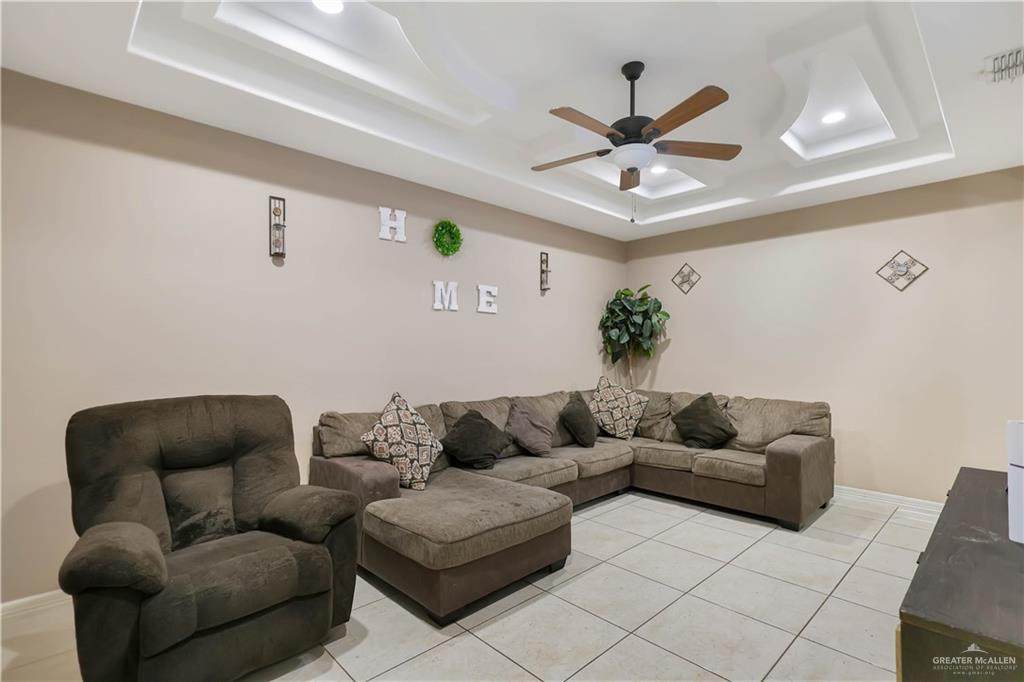 https://bt-photos.global.ssl.fastly.net/mcallen/orig_boomver_1_508973-2.jpg