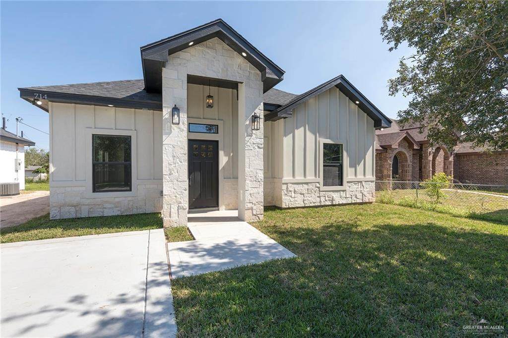 714 Iowa - Photo 1