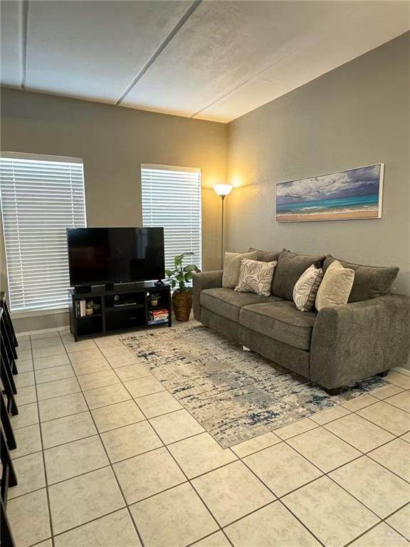 https://bt-photos.global.ssl.fastly.net/mcallen/orig_boomver_1_509119-2.jpg