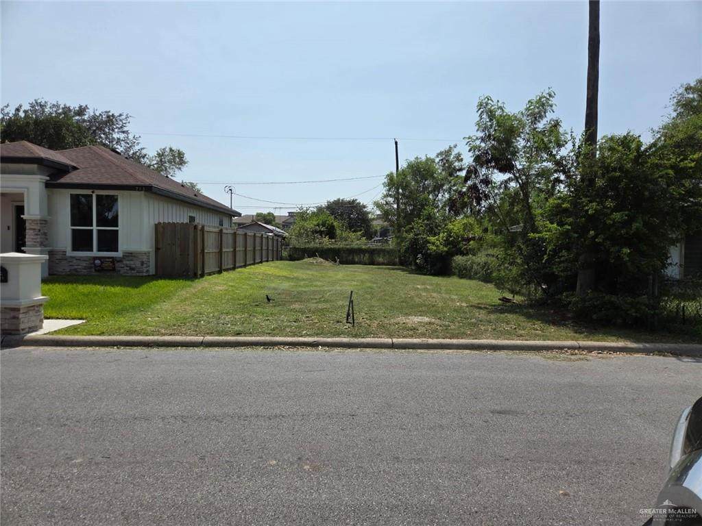 717 Esperanza - Photo 1