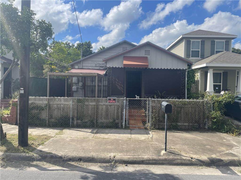 207 Clark - Photo 1