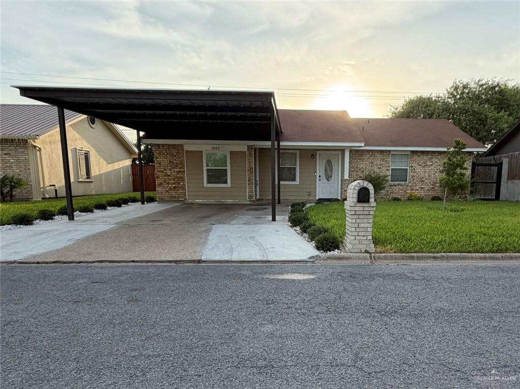 5805 28th - Photo 1