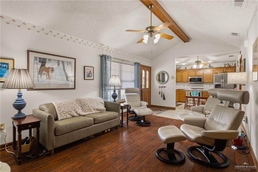 https://bt-photos.global.ssl.fastly.net/mcallen/orig_boomver_1_509515-2.jpg