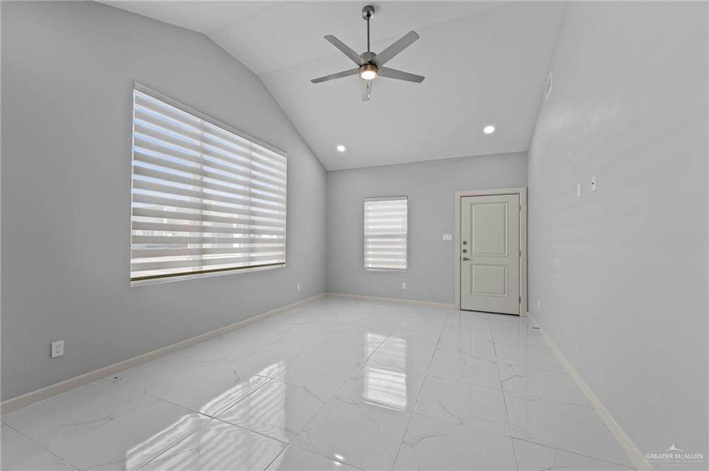 https://bt-photos.global.ssl.fastly.net/mcallen/orig_boomver_1_509647-2.jpg