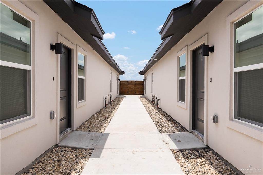 713 Coves - Photo 1