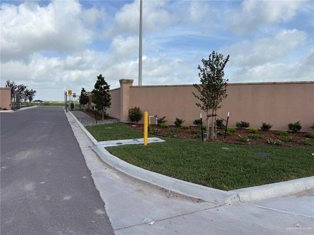 https://bt-photos.global.ssl.fastly.net/mcallen/orig_boomver_1_509889-2.jpg