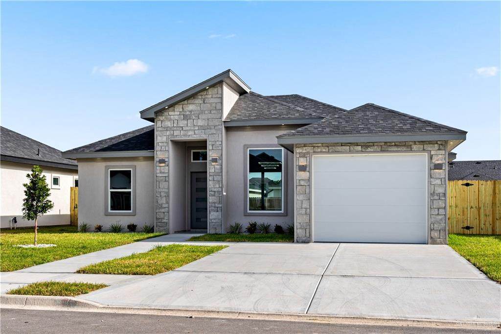 1208 Boxwood - Photo 1