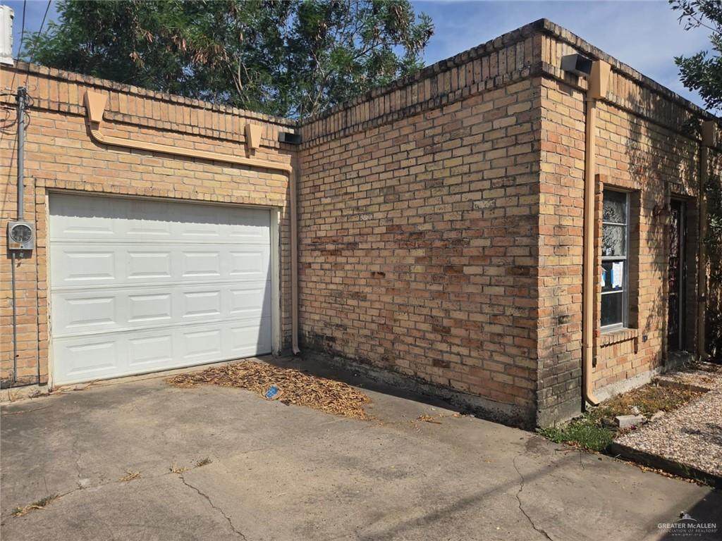 2404 19 1/2 - Photo 1