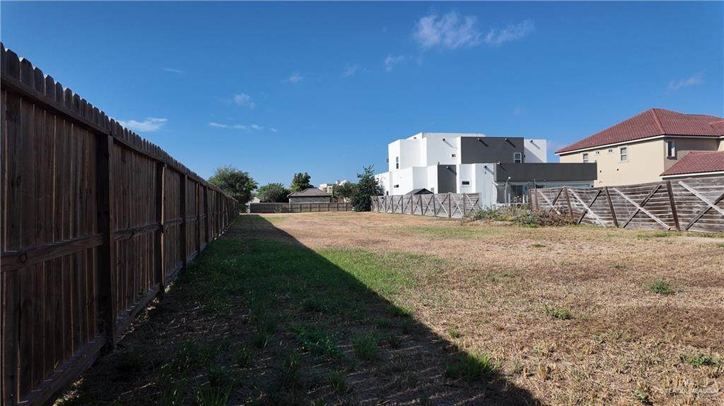 2433 22nd - Photo 1