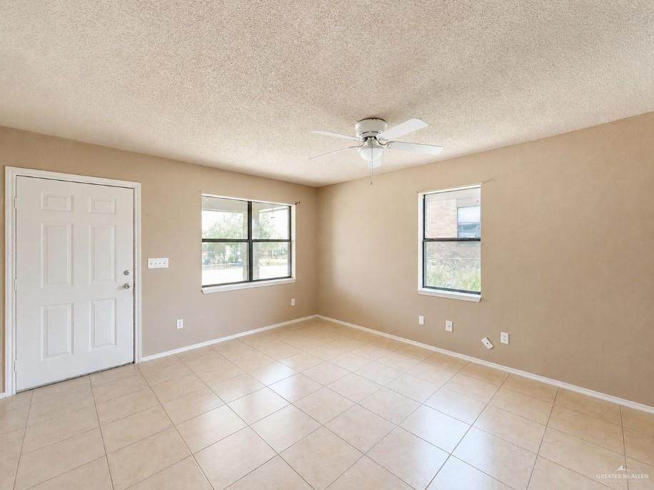 https://bt-photos.global.ssl.fastly.net/mcallen/orig_boomver_1_511722-2.jpg