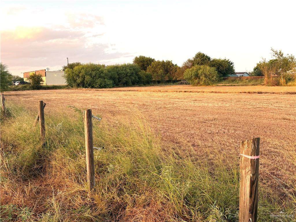 11400 Val Verde - Photo 1