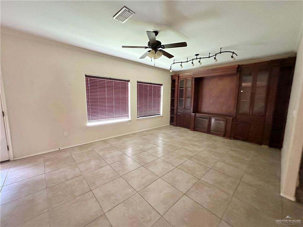 https://bt-photos.global.ssl.fastly.net/mcallen/orig_boomver_1_512765-2.jpg