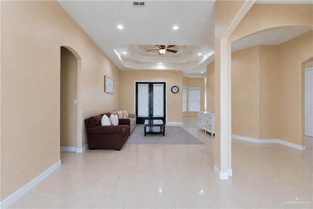 https://bt-photos.global.ssl.fastly.net/mcallen/orig_boomver_1_512771-2.jpg