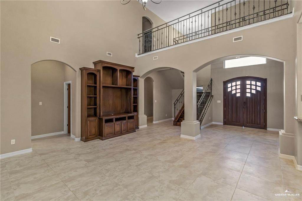 https://bt-photos.global.ssl.fastly.net/mcallen/orig_boomver_1_513685-2.jpg