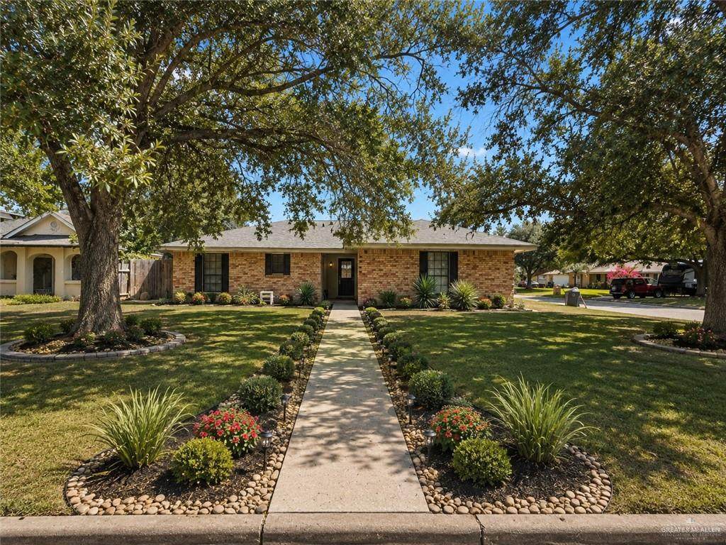 2423 Live Oak - Photo 1