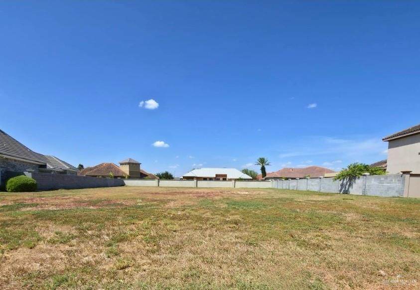 2604 Arroyo - Photo 1