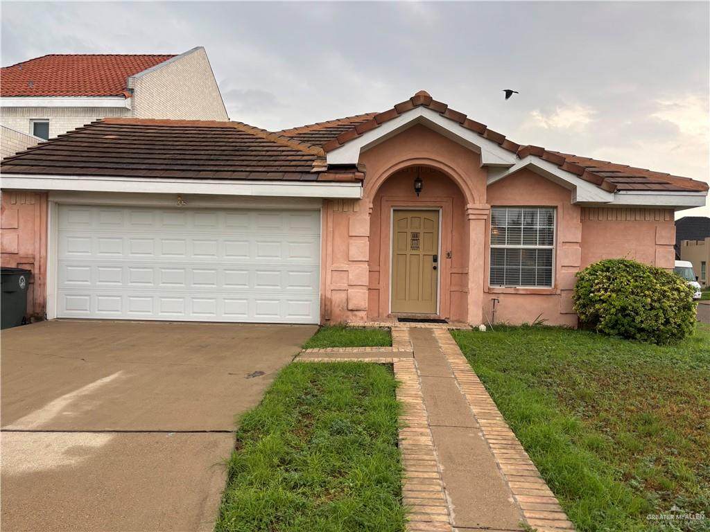 800 Colorado - Photo 1