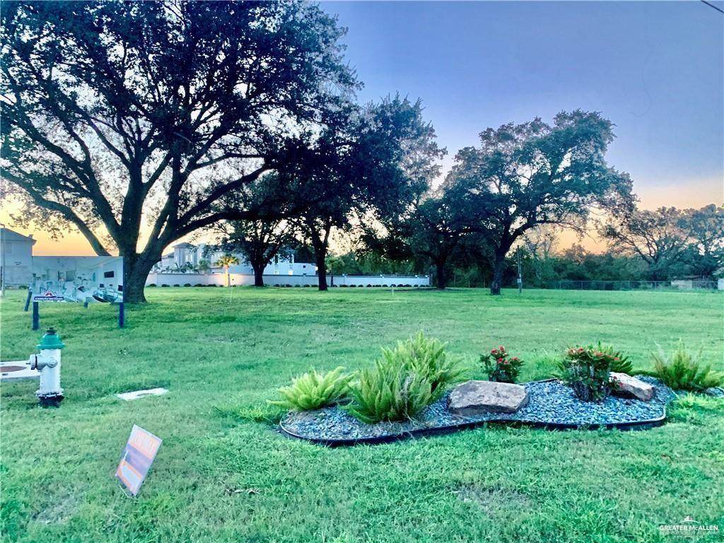 3421 Shary - Photo 1