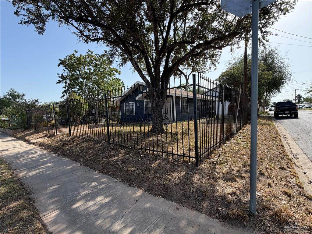 https://bt-photos.global.ssl.fastly.net/mcallen/orig_boomver_1_514280-2.jpg