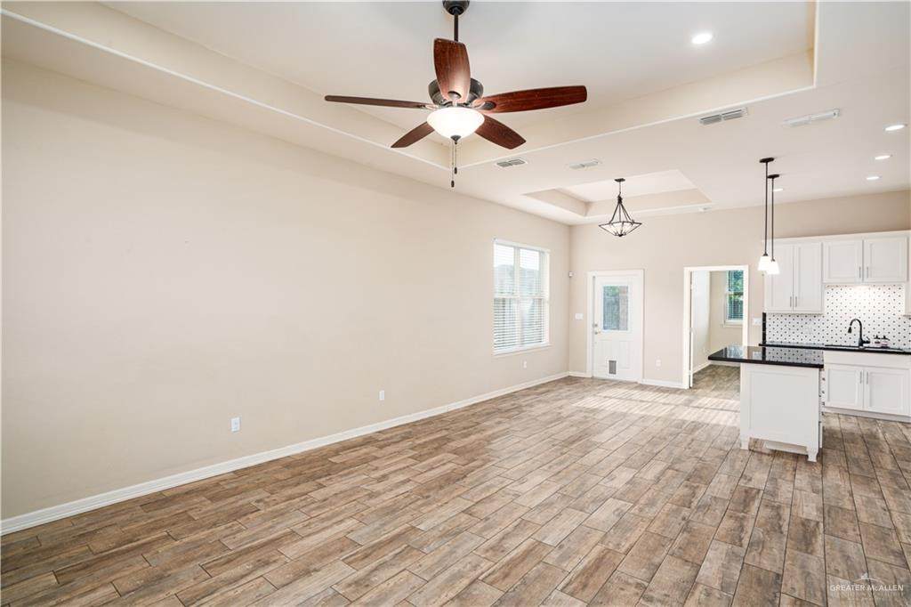 https://bt-photos.global.ssl.fastly.net/mcallen/orig_boomver_1_514283-2.jpg