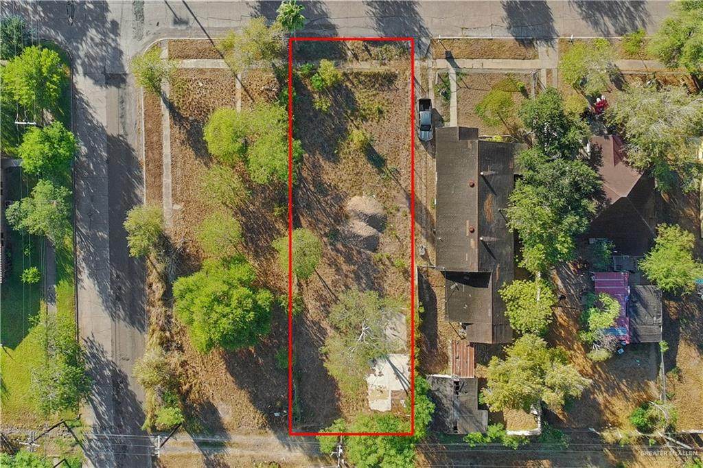 318 Crockett - Photo 1