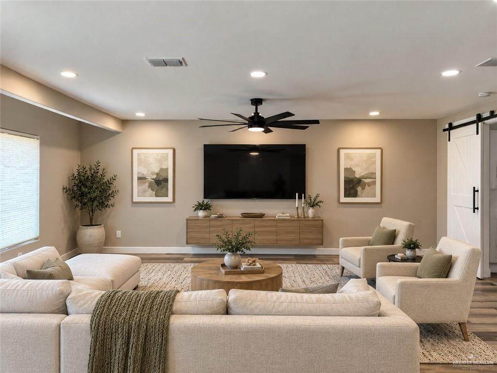 https://bt-photos.global.ssl.fastly.net/mcallen/orig_boomver_1_515175-2.jpg