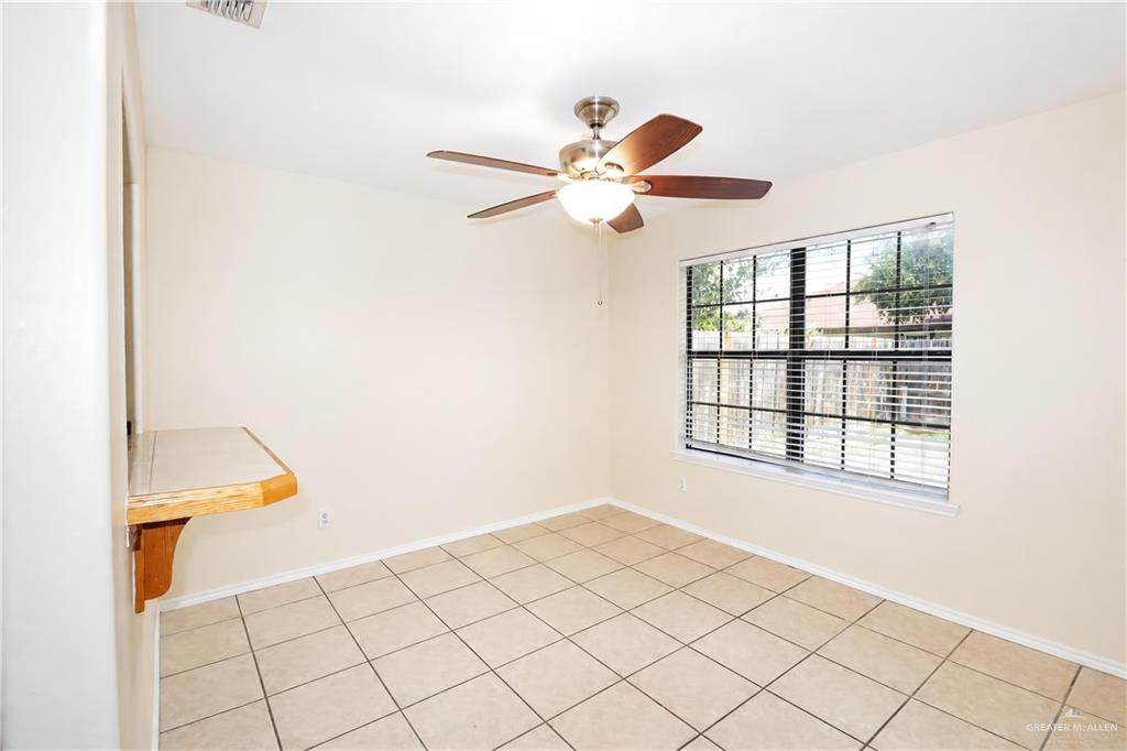 https://bt-photos.global.ssl.fastly.net/mcallen/orig_boomver_1_515445-2.jpg