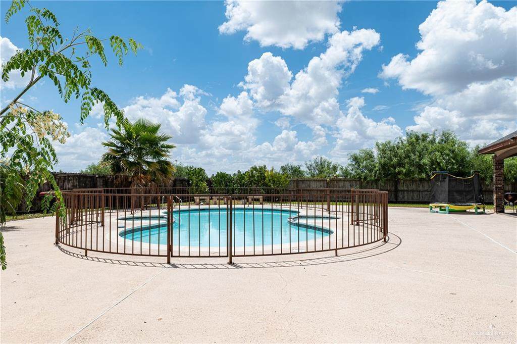 https://bt-photos.global.ssl.fastly.net/mcallen/orig_boomver_1_515516-2.jpg