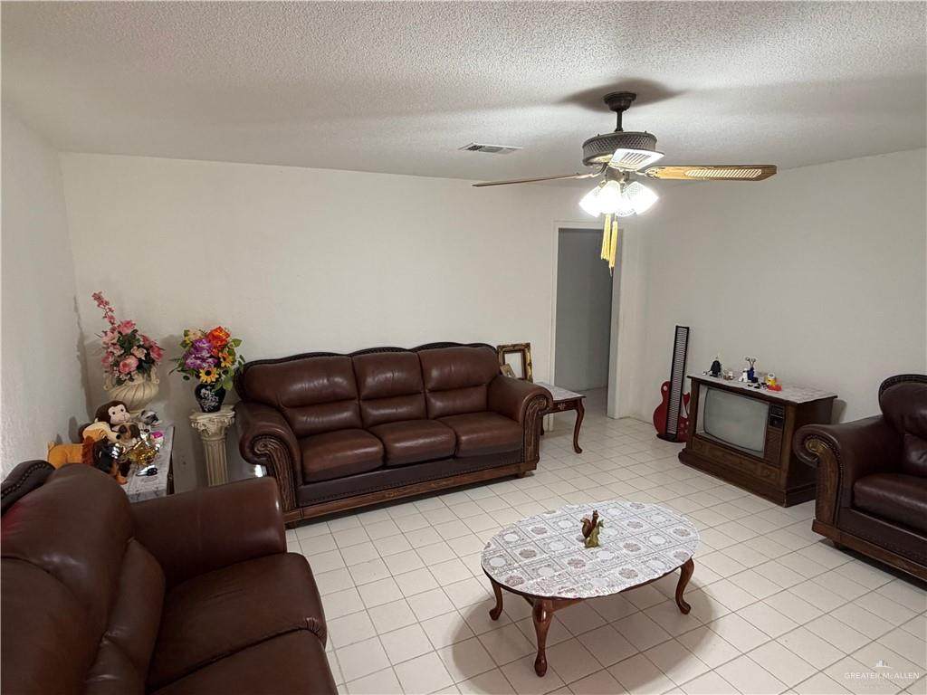 https://bt-photos.global.ssl.fastly.net/mcallen/orig_boomver_1_515757-2.jpg