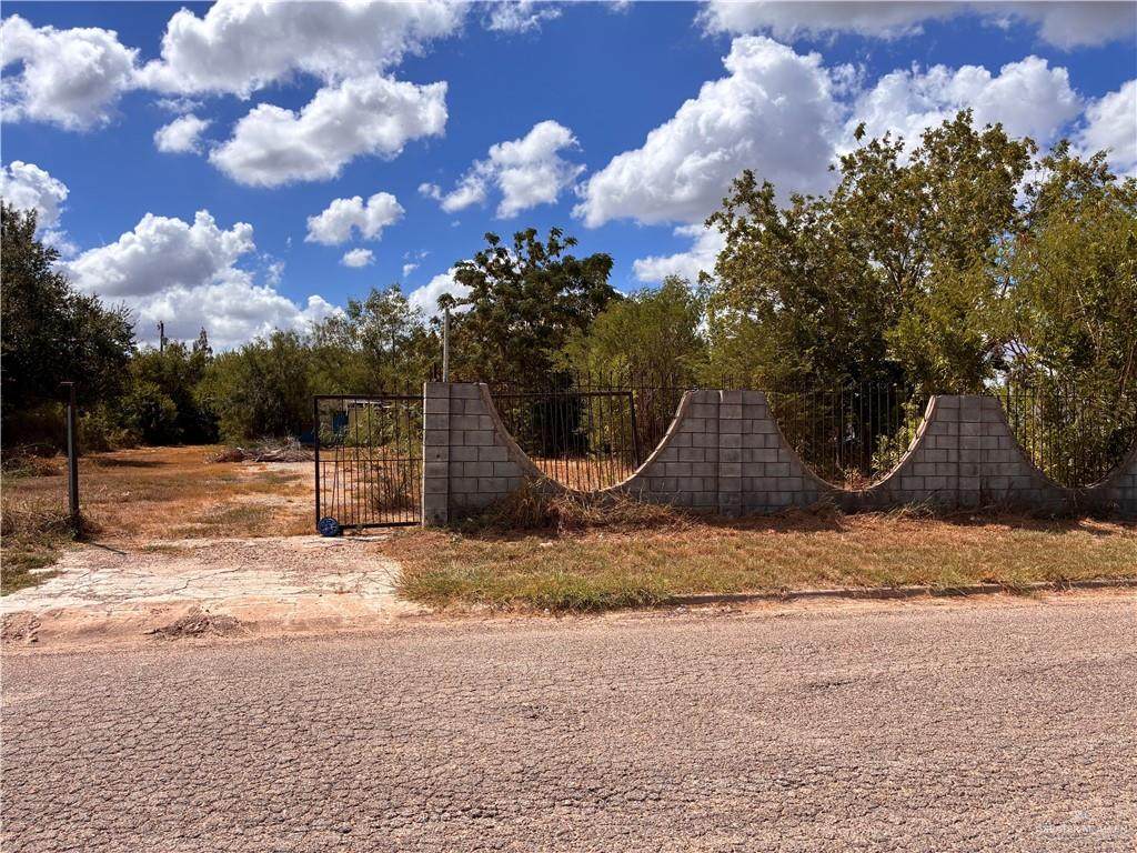 1214 Coyote - Photo 1