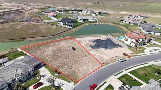 4709 Estancia - Photo 1
