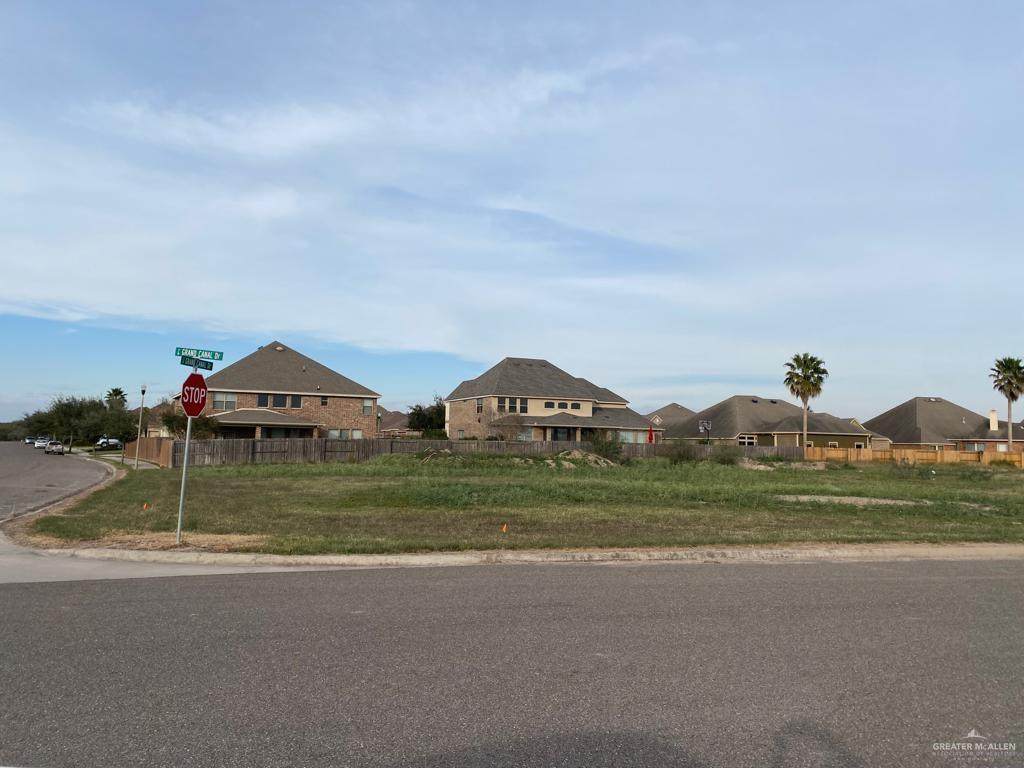 2801 Grand Canal - Photo 1